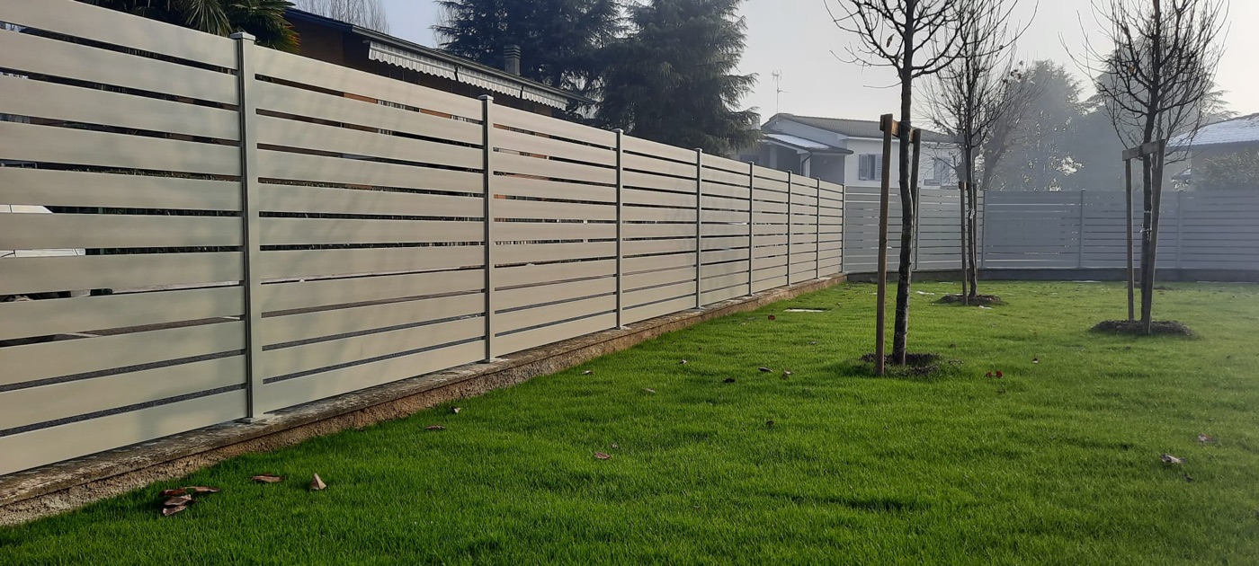 Zaun aus Aluminium
